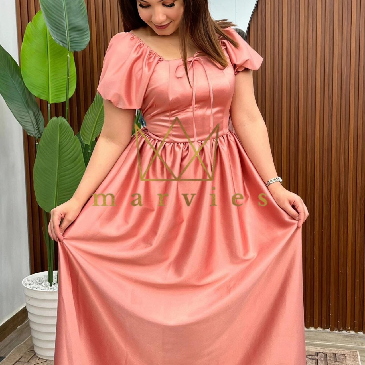 robe disneyللفخامة عنوان
